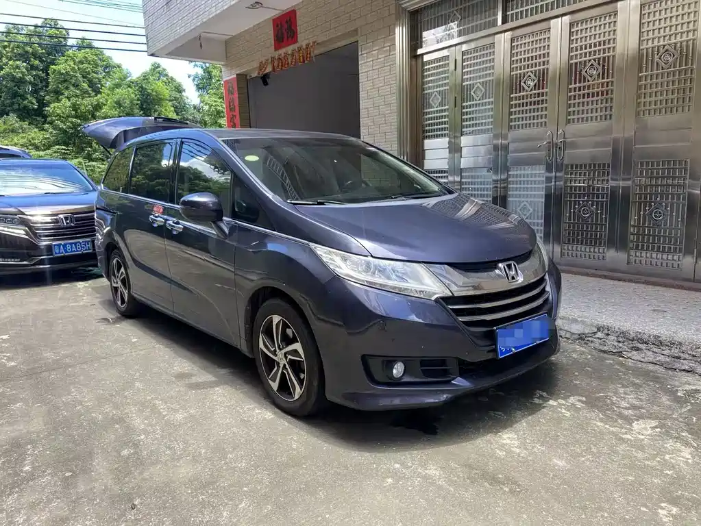 Honda Odyssey 2015 2.4L Luxury