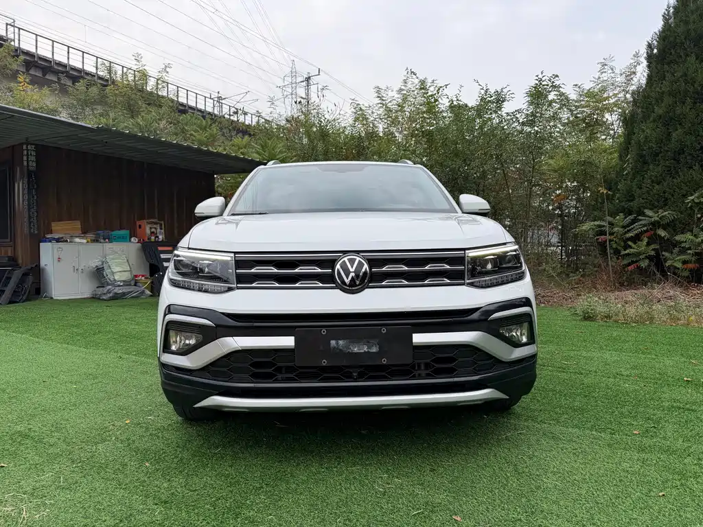 Volkswagen T-Cross — миниатюра 2