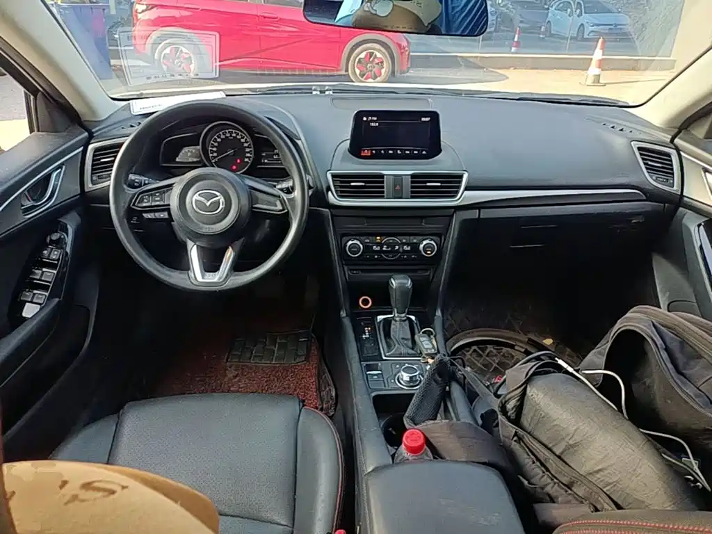 Mazda 3 Axela — миниатюра 14