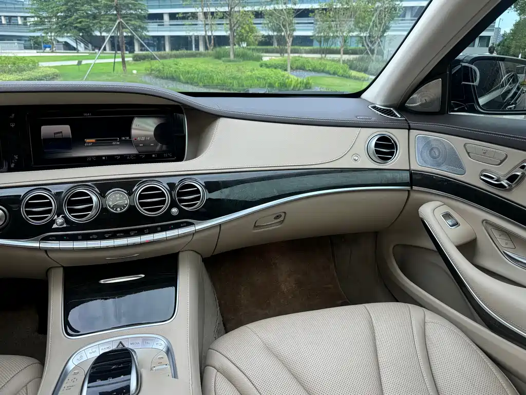 Mercedes-Benz S-Class — миниатюра 16