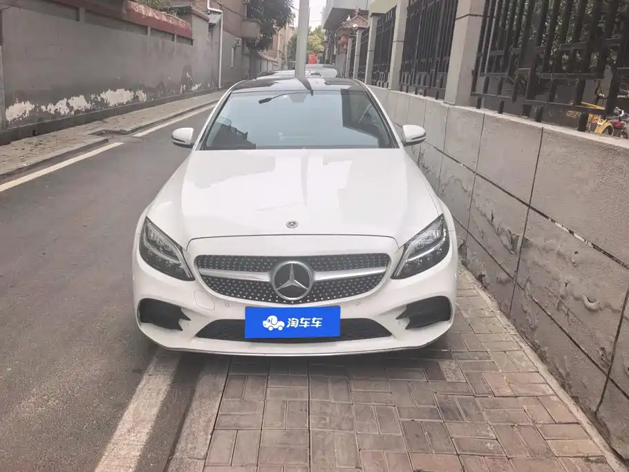 Mercedes-Benz C-Class — миниатюра 2