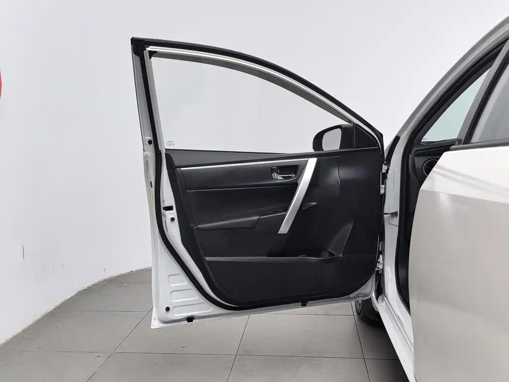 Toyota Levin — миниатюра 8
