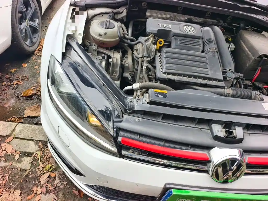 Volkswagen Golf — миниатюра 18