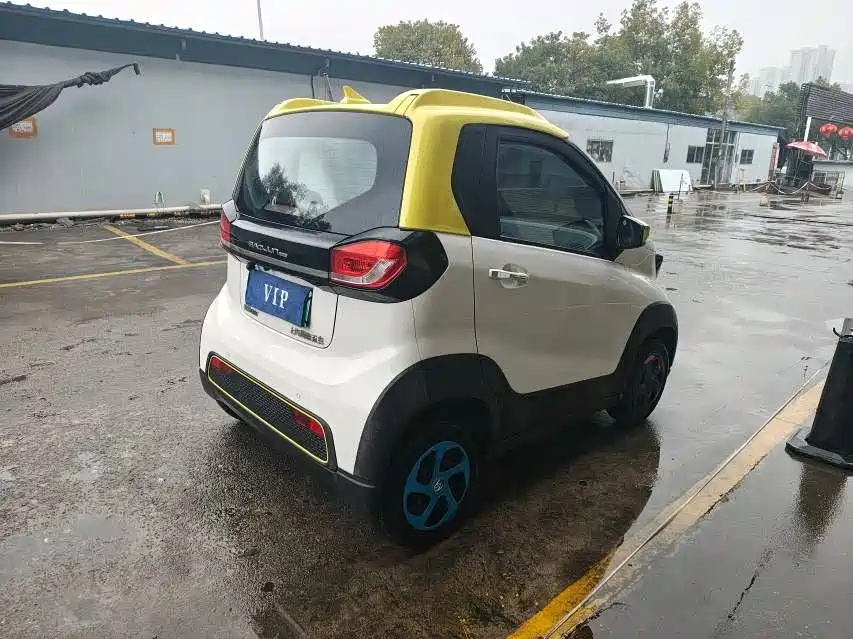 BAOJUN E100