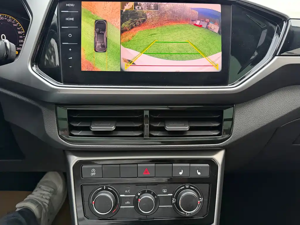 Volkswagen T-Cross — миниатюра 12