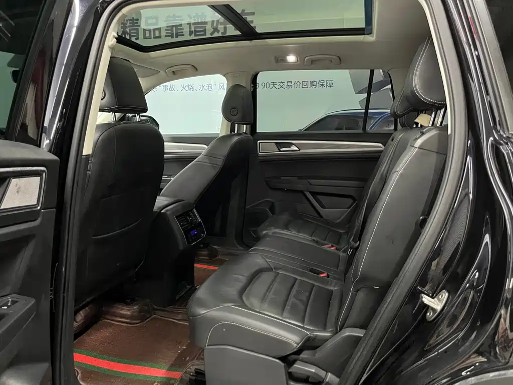 Volkswagen Teramont — миниатюра 13