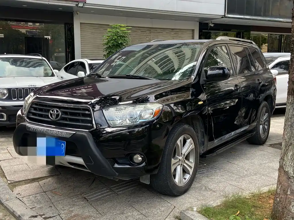 Toyota Highlander — миниатюра 3