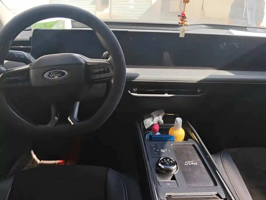 Ford Mondeo — миниатюра 12
