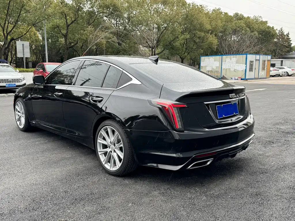 CADILLAC CT5