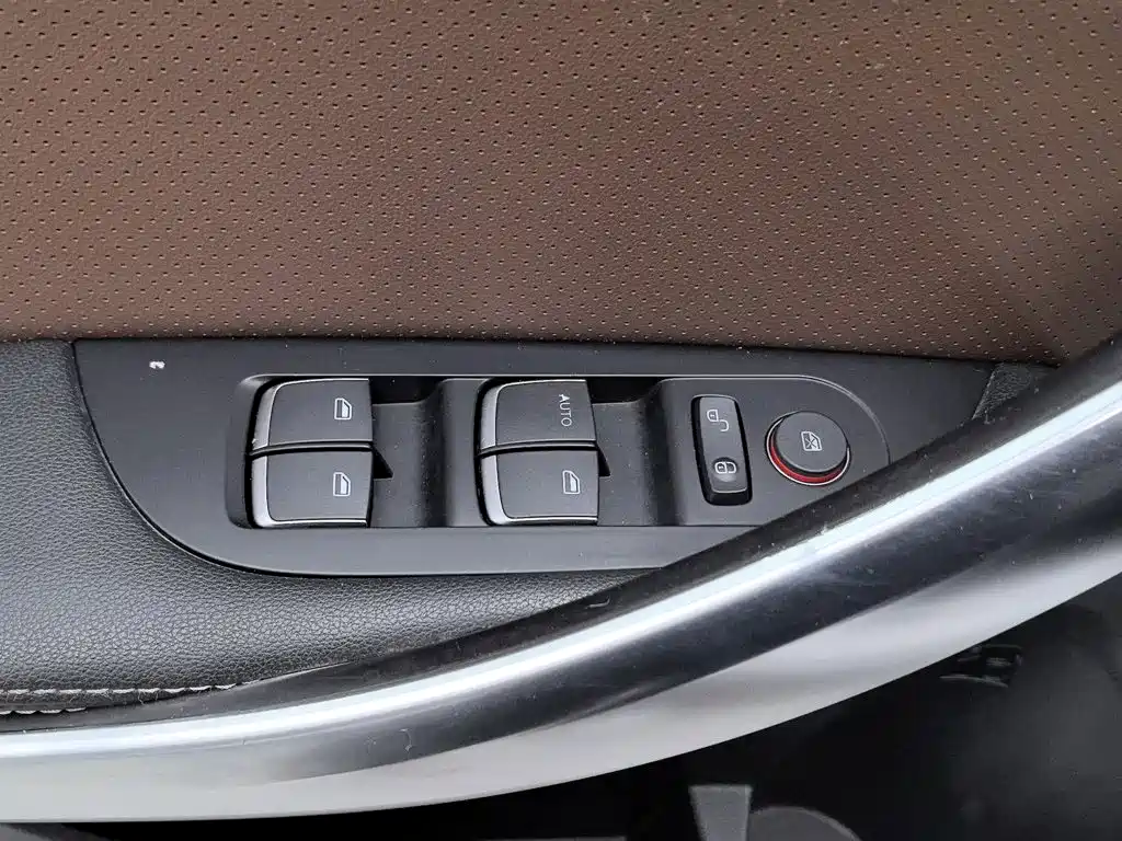 BYD Song — миниатюра 9