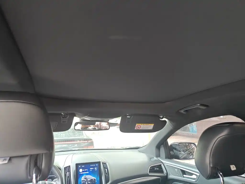 Ford Edge — миниатюра 14