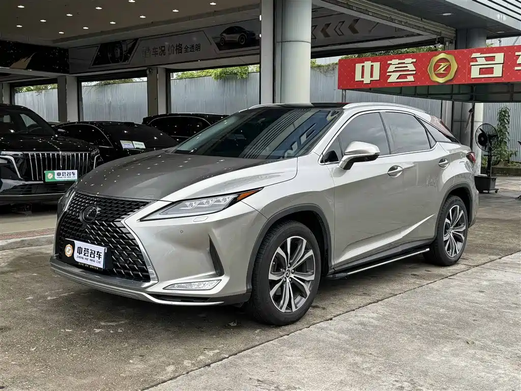 Lexus RX 2022
