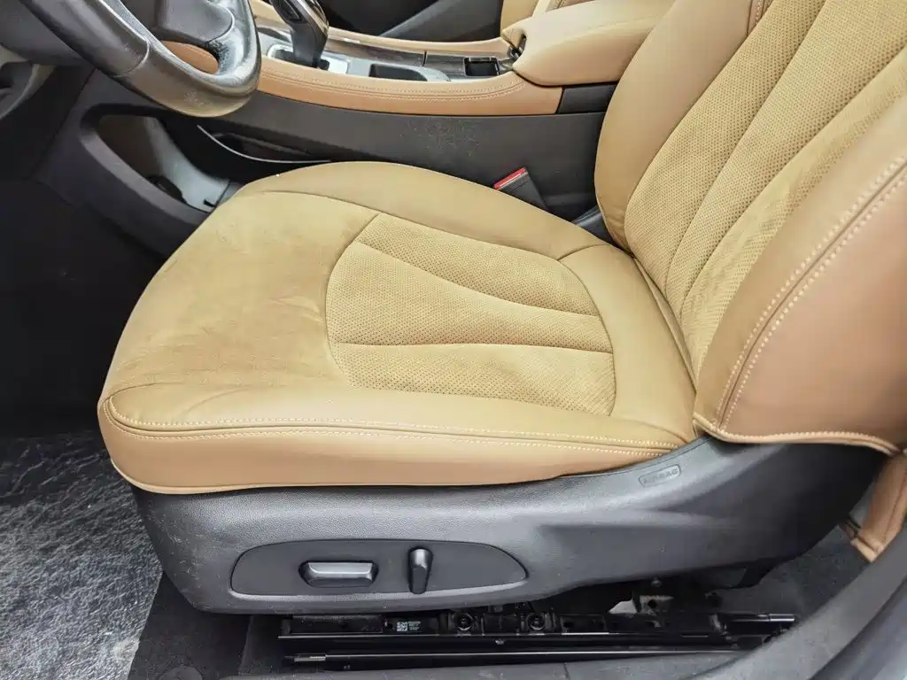 Buick LaCrosse — миниатюра 20