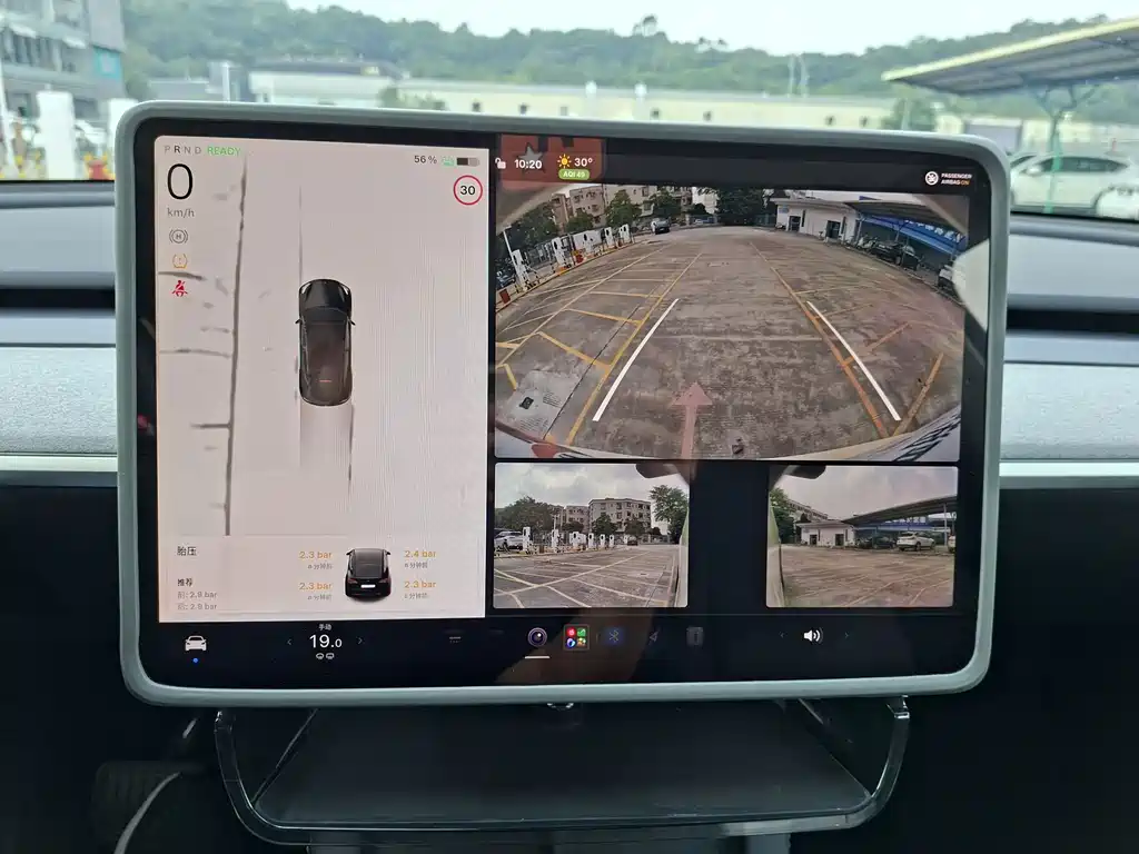 Tesla Model Y — миниатюра 13
