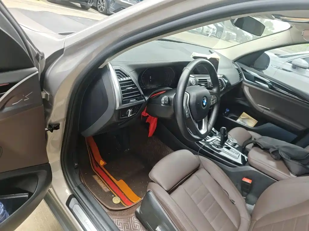 BMW X3 — миниатюра 12