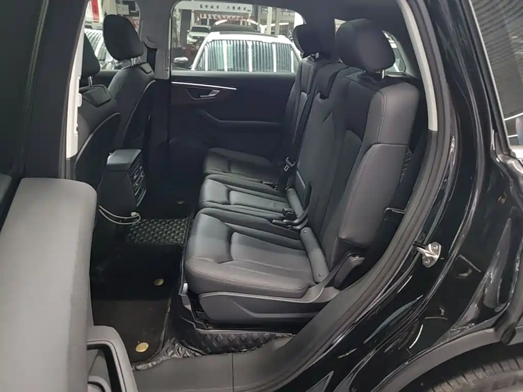 Audi Q7 — миниатюра 17