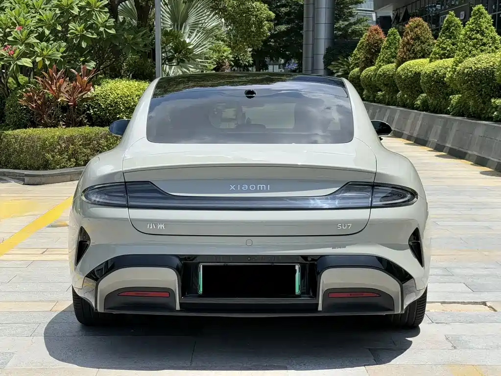 Xiaomi SU7 — миниатюра 13