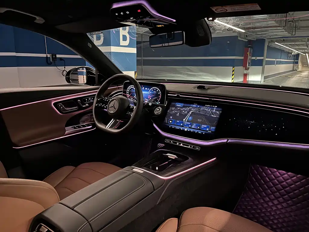 Mercedes-Benz E-Class — миниатюра 13
