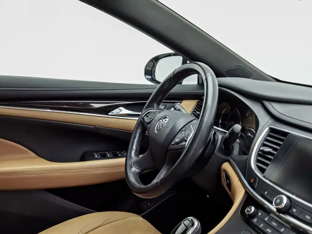 Buick LaCrosse — миниатюра 22