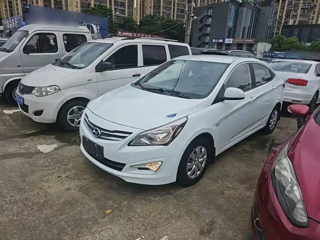 Hyundai Verna