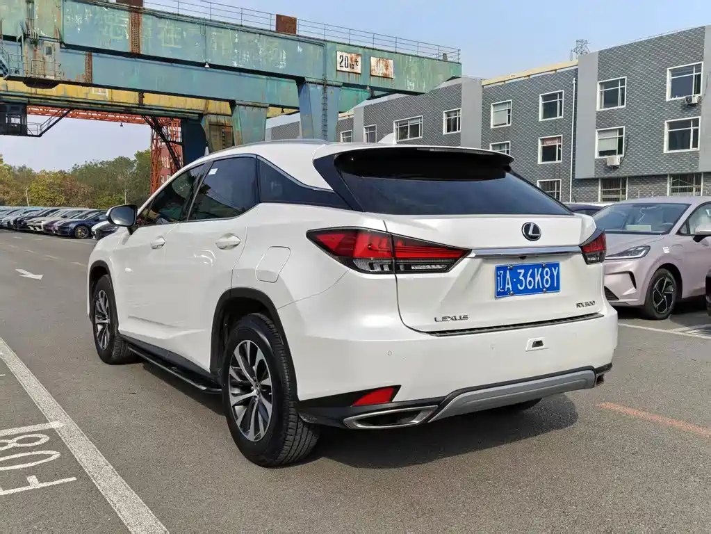Lexus RX — миниатюра 9