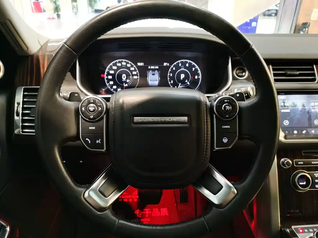 Land Rover Range Rover 2016 3.0 SC V6 Vogue Long Wheelbase