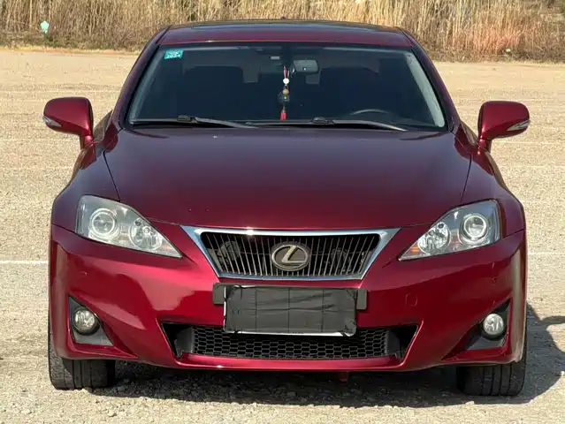 2011 Lexus IS