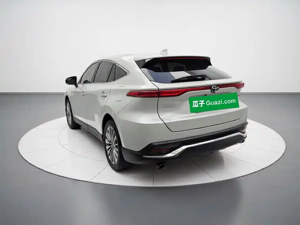 Toyota Harrier — миниатюра 4