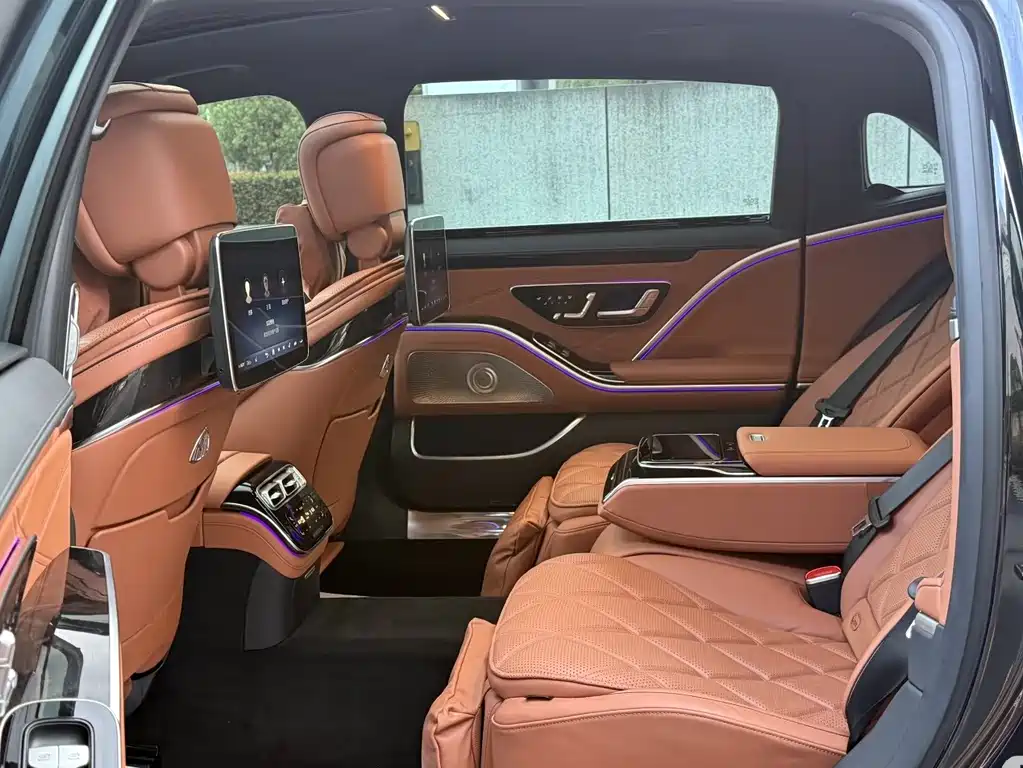 Mercedes-Benz S-Class — миниатюра 7