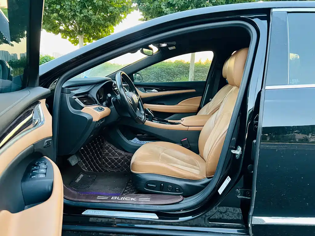 Buick LaCrosse — миниатюра 5