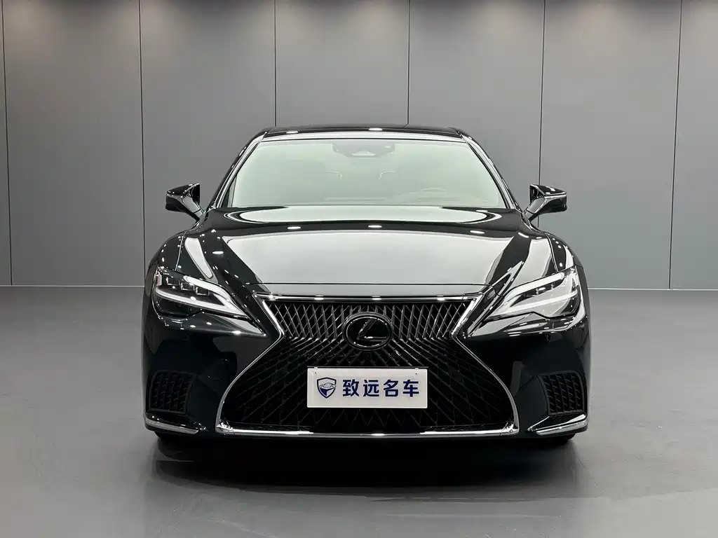 Lexus LS — миниатюра 2