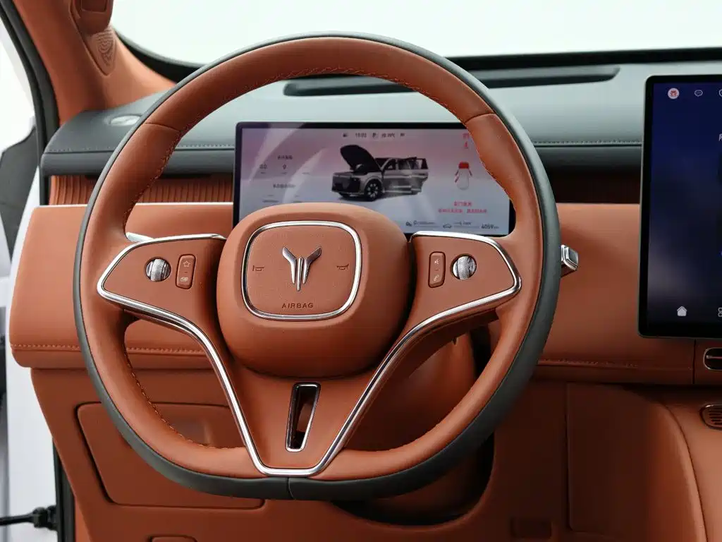 VOYAH Taishan X8 — миниатюра 15