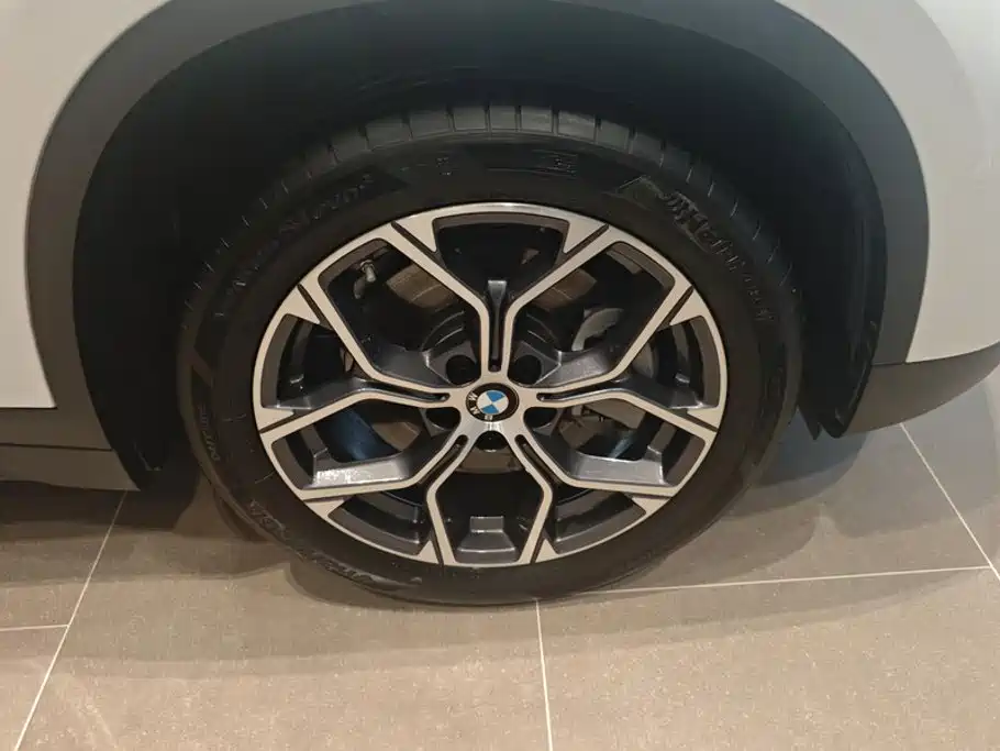 BMW X1 — миниатюра 6