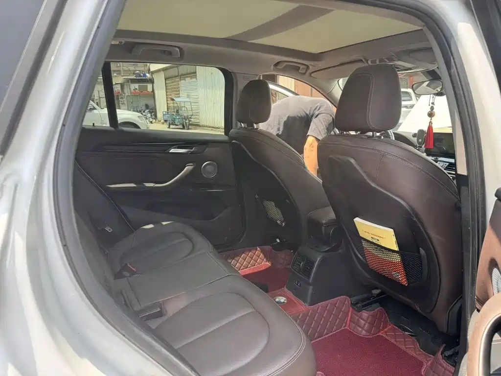 BMW X1 — миниатюра 8