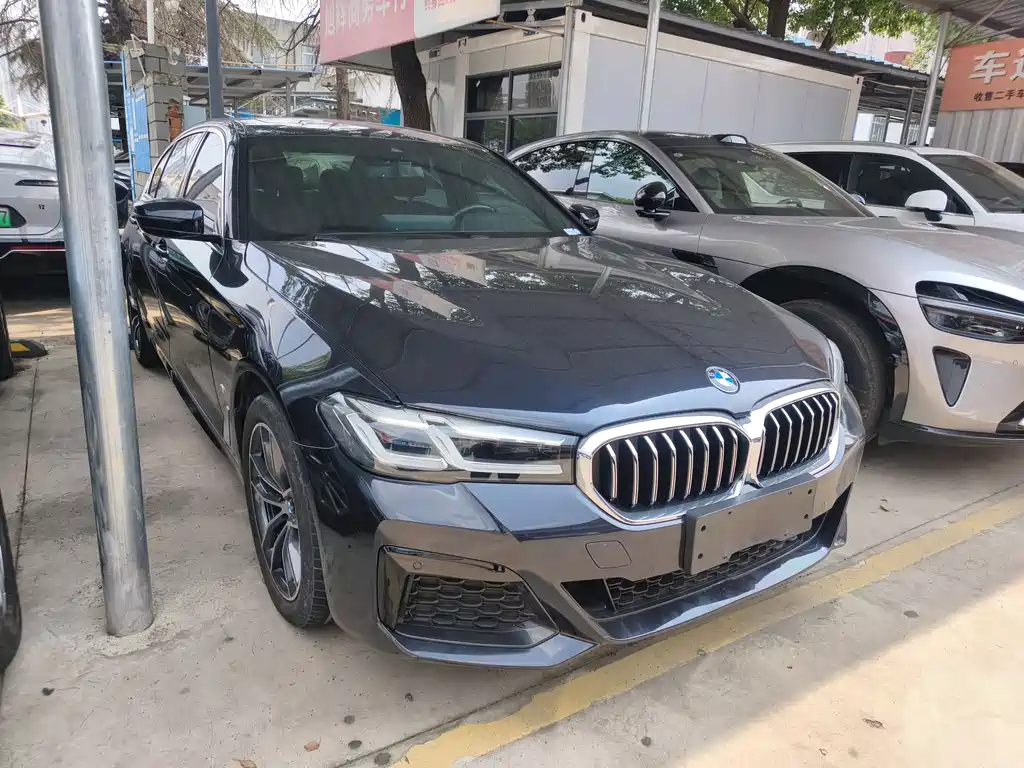 BMW 5 Series 2022