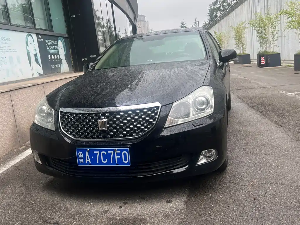 Toyota Crown 2010 3.0L Royal