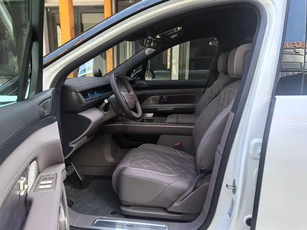 NIO NIO ES8