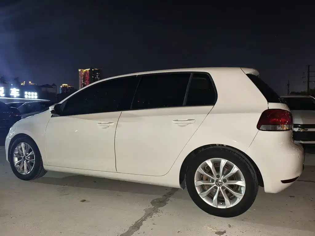 Volkswagen Golf — миниатюра 8