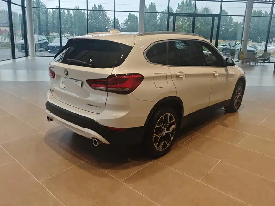 BMW X1 — миниатюра 3