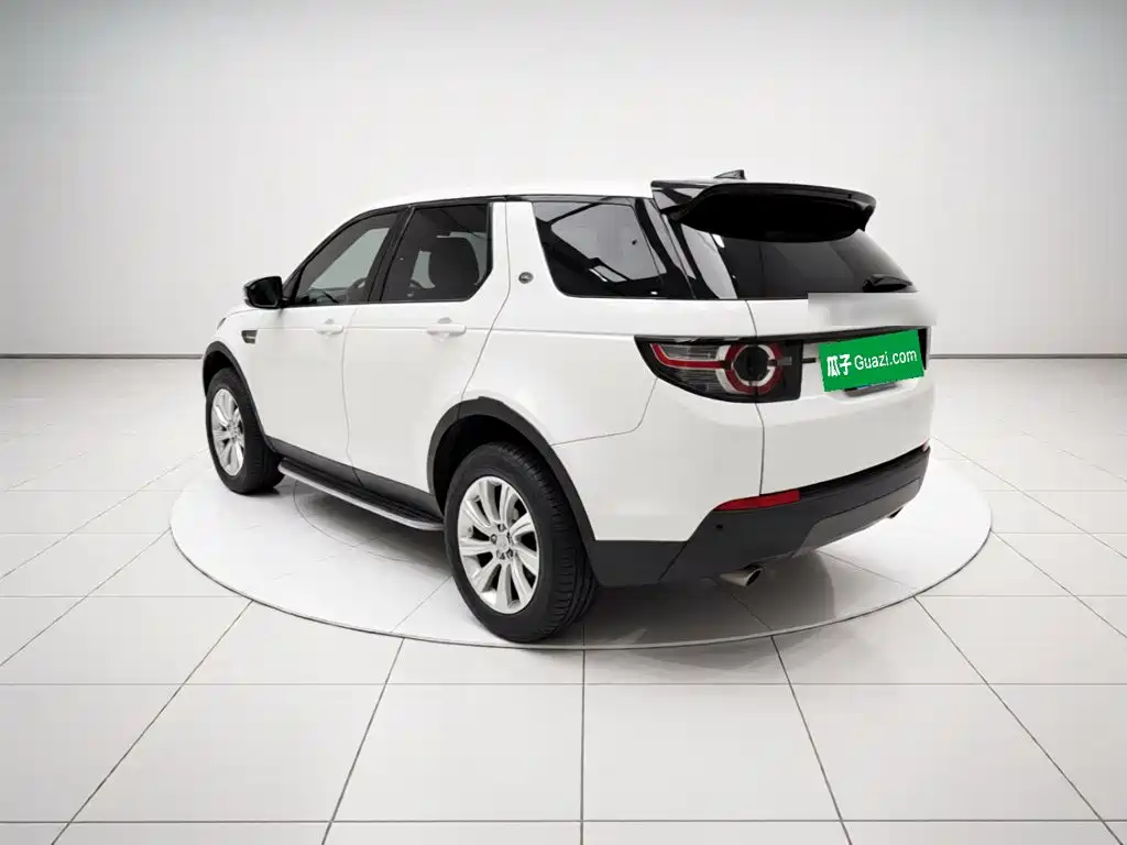 Land Rover Discovery Sport — миниатюра 4