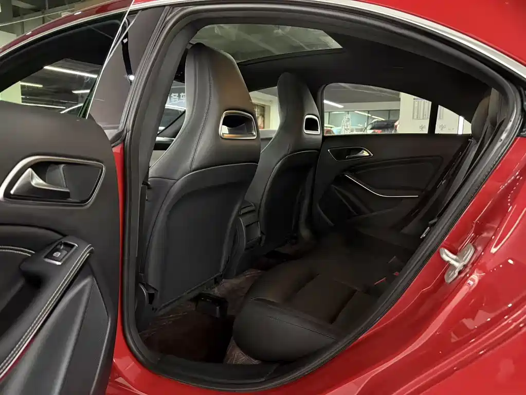 Mercedes-Benz CLA 2015 CLA 200
