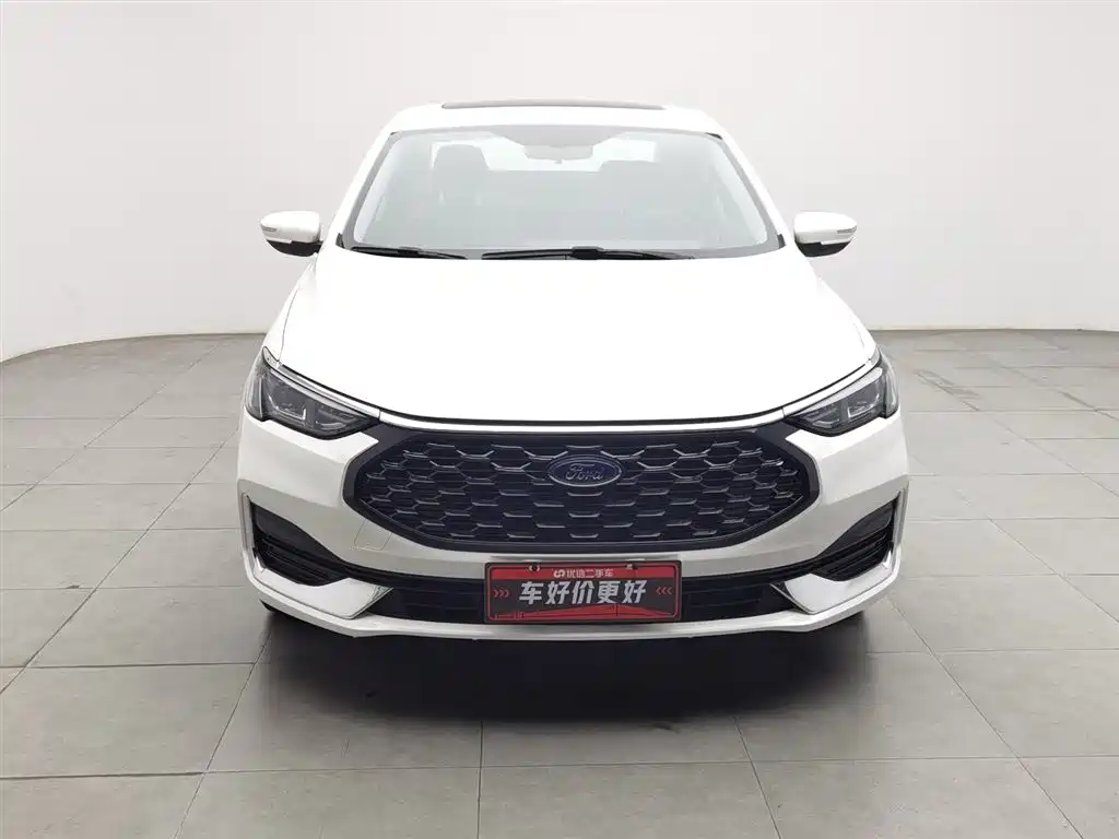 Ford Escort 2021 1.5L AT
