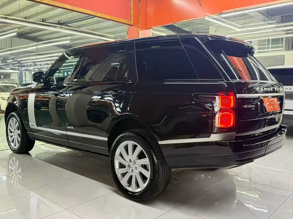 Land Rover Range Rover — миниатюра 9