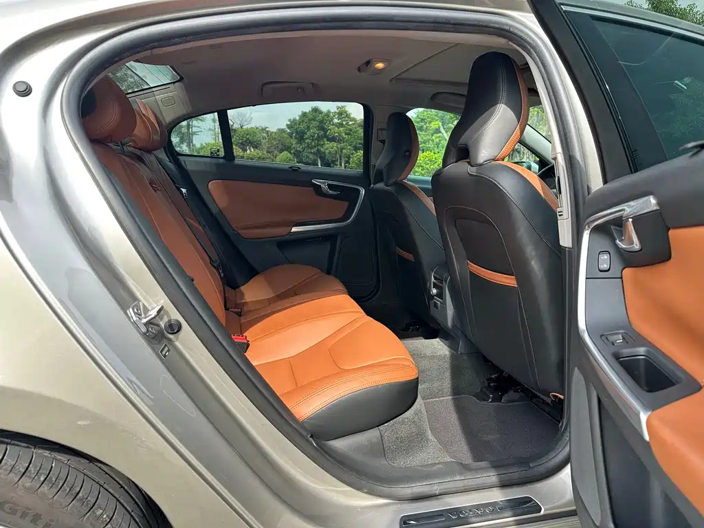Volvo S60 2015 S60L T5
