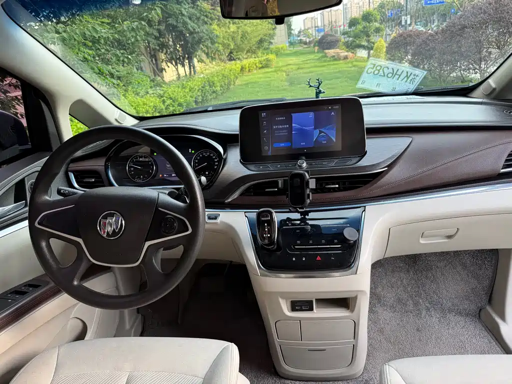 Buick GL8 2021 652T Comfort