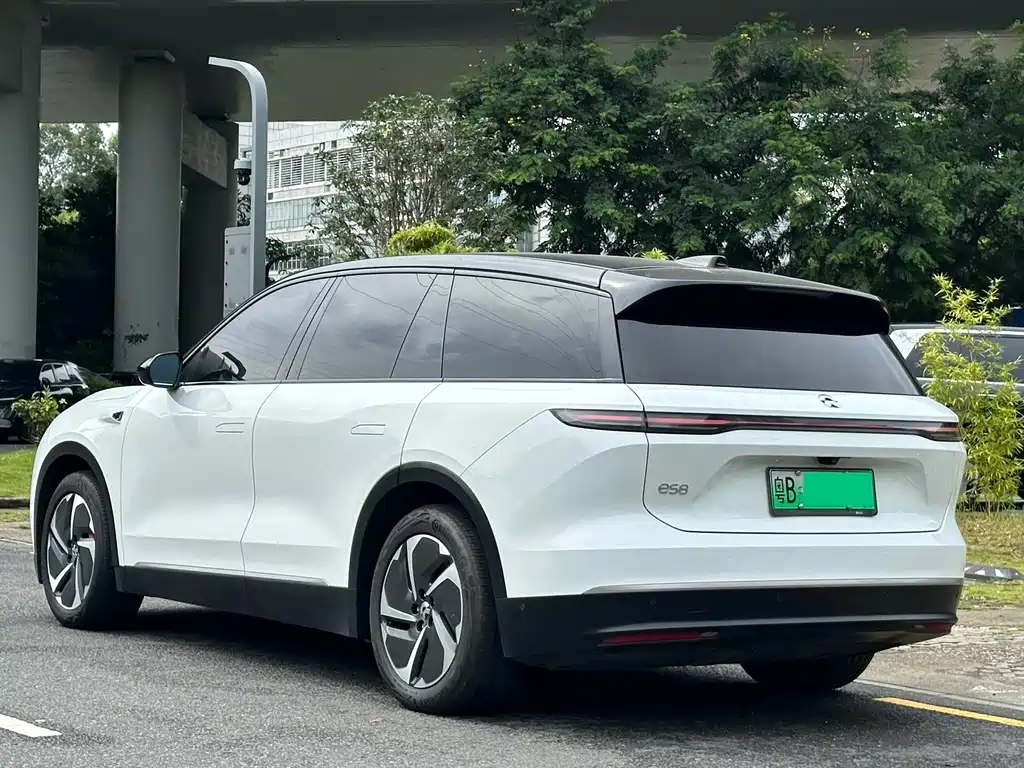 NIO ES8 — миниатюра 6