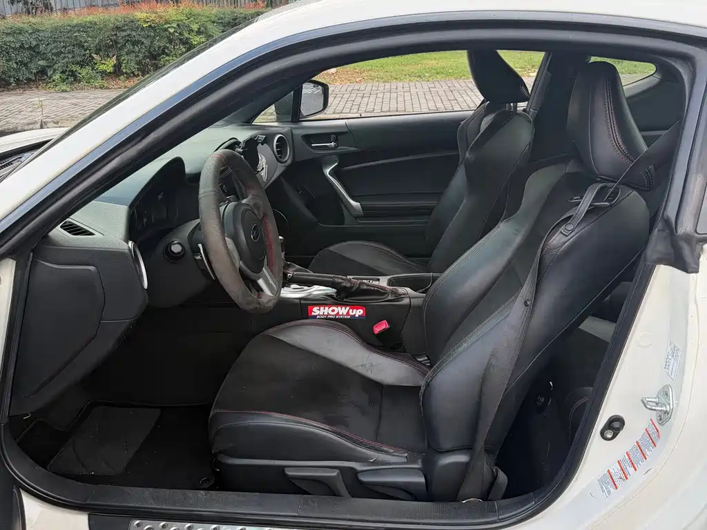 Subaru BRZ — миниатюра 11