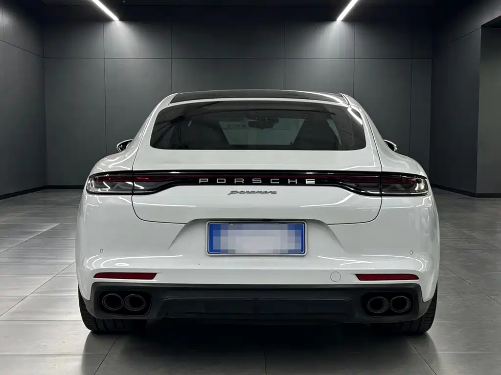 Porsche Panamera — миниатюра 7