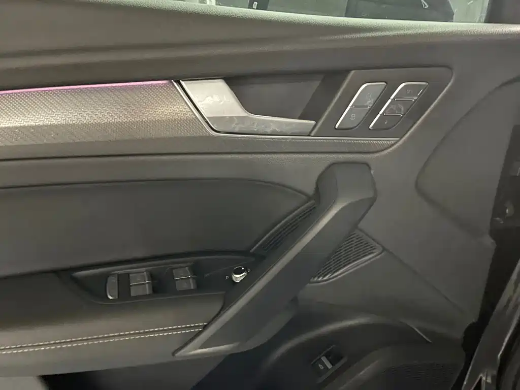 Audi Q5L — миниатюра 7