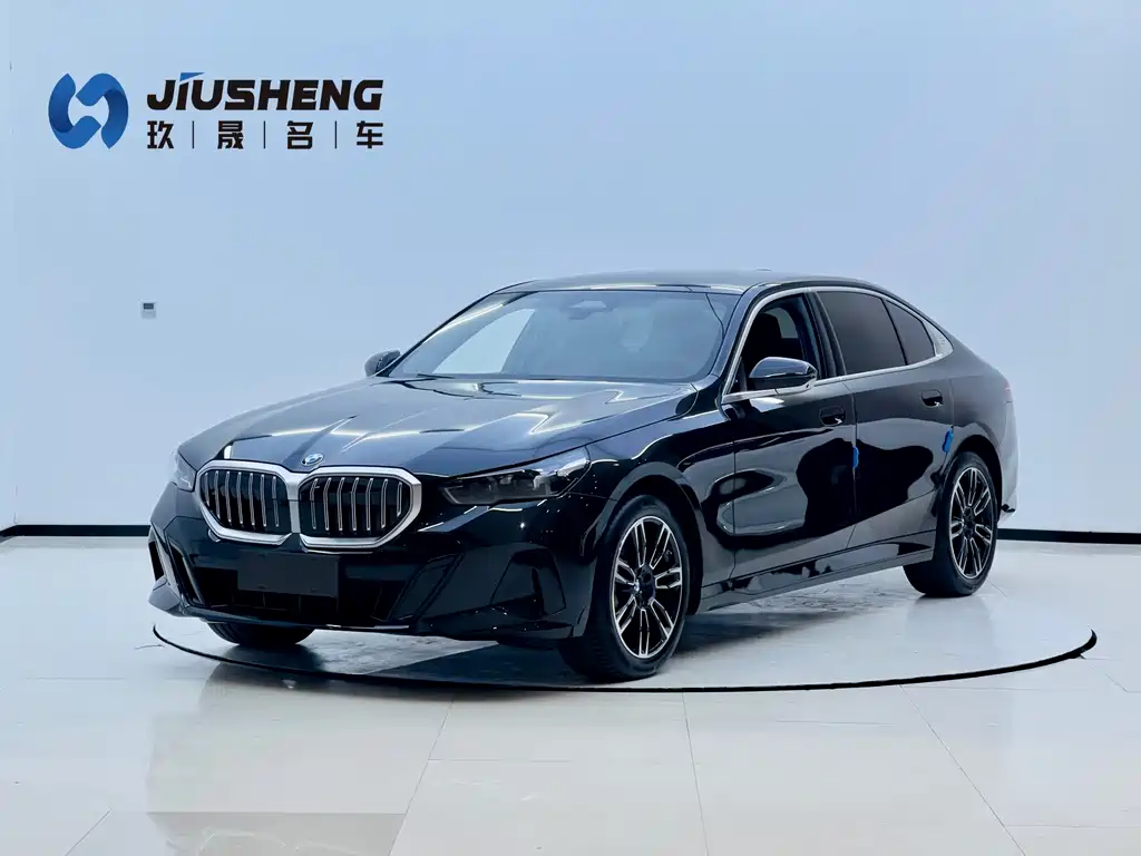 BMW 5 Series 2025